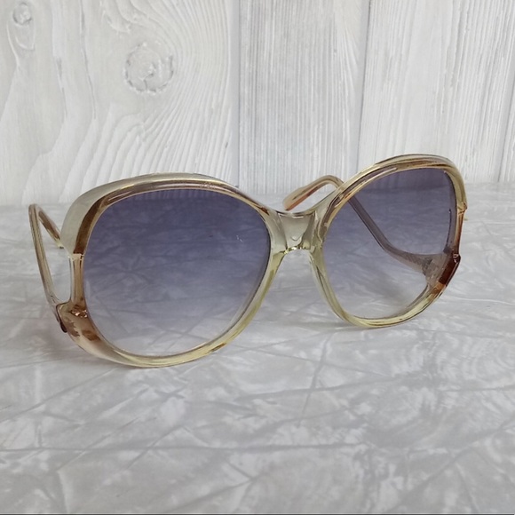 Vintage Accessories - Vintage Women's Sunglasses with Blue-Gray Gradient Lenses and Pale Gold Frame